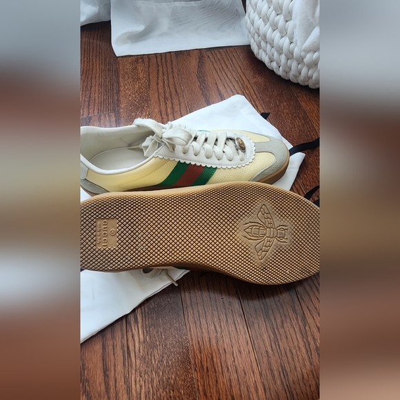 💯 Authentic Gucci Sneakers - Picture 6 of 9